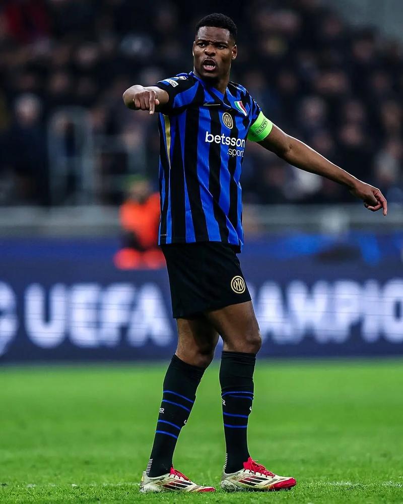 孙继海：非专业人士投身青训有启蒙作用，专业人能更符合规律