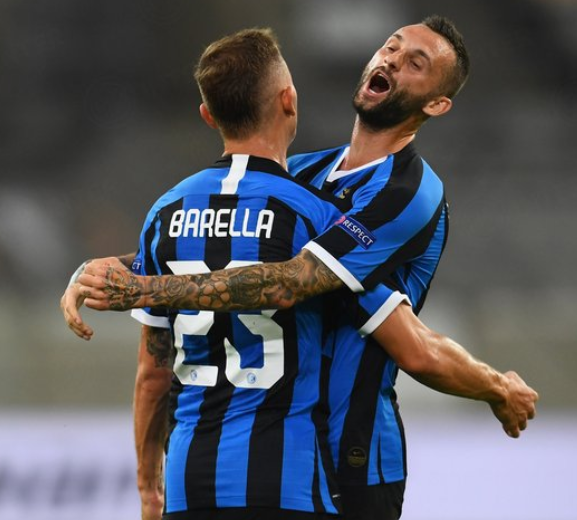 前阿森纳妖锋有望加盟中国联赛，无需转会费，两家西亚劲旅来抢人（前阿森纳前锋或以自由身加盟中国联赛，西亚两大劲旅加入争夺）