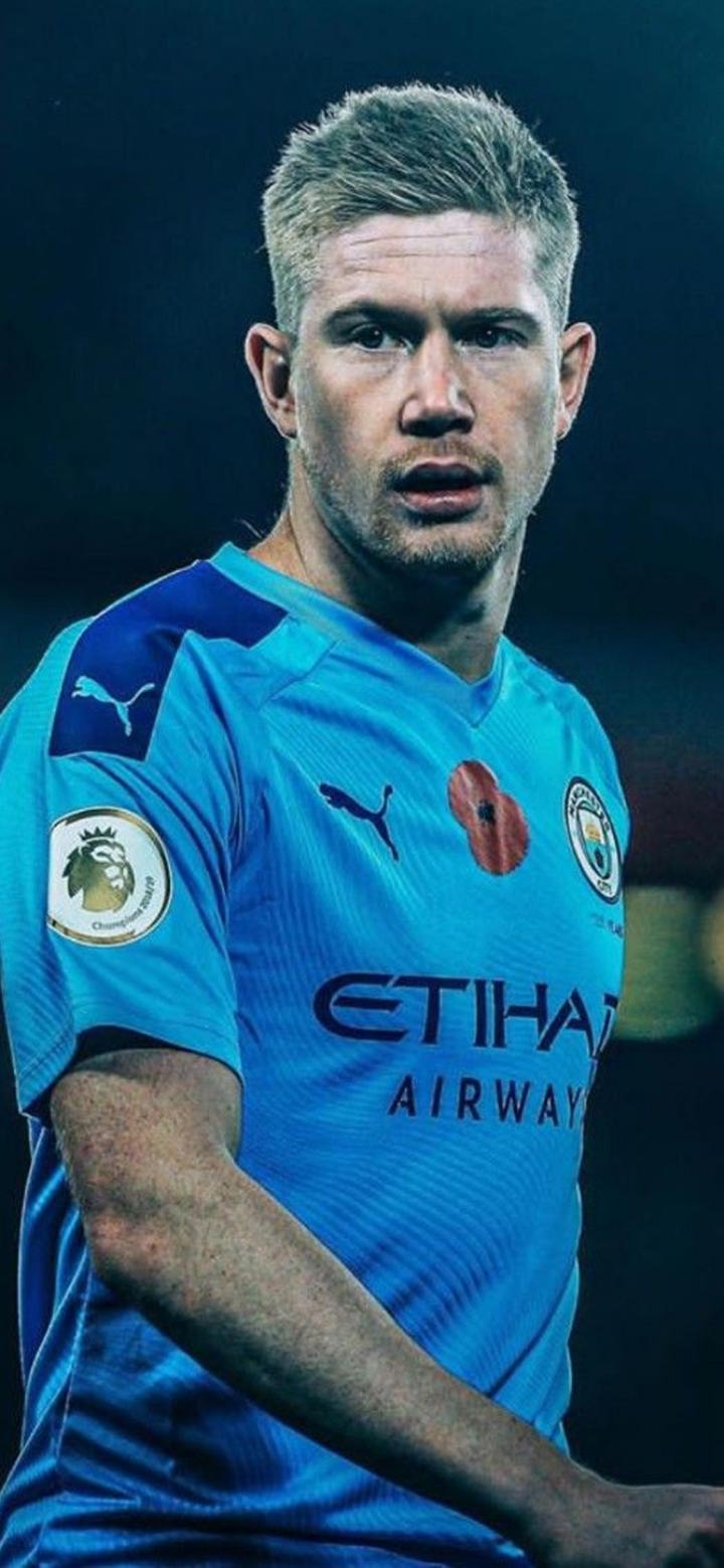 拜仁CEO：我希望续约于帕梅卡诺，卡尔为青训球员树立榜样（拜仁高层：希望续签于帕梅卡诺，卡尔是青训球员的楷模）