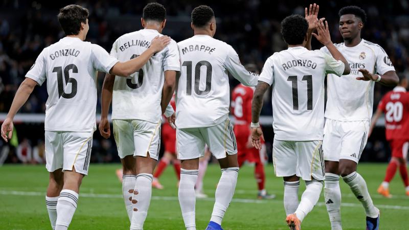 现役得分榜前3！哈登：KD，告诉詹姆斯我们的排名要追上来了（现役得分榜三甲！哈登喊话KD：替我告诉詹姆斯，我们的排名要追上来了）