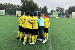 俱乐部杯不打！广东新援赛季没开始就遭遇伤病 错过比赛磨合机会（广东新援赛季未开先伤，无缘俱乐部杯错失磨合机会）