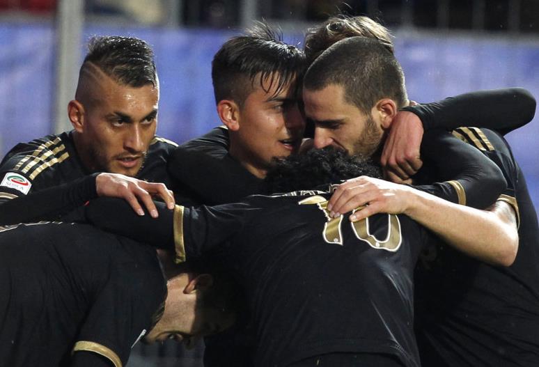 0-0，40岁阿森纳旧将染红+少2人都不输，西甲倒数第一逼平马略卡（40岁阿森纳旧将染红，西甲垫底队少两人仍0-0守住，逼平马略卡）