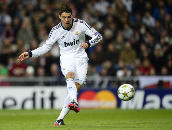 斯基拉：意足协主席提出联赛改革方案，减少意甲降级球队数量（斯基拉：意足协主席倡议联赛改革，拟减少意甲降级名额）