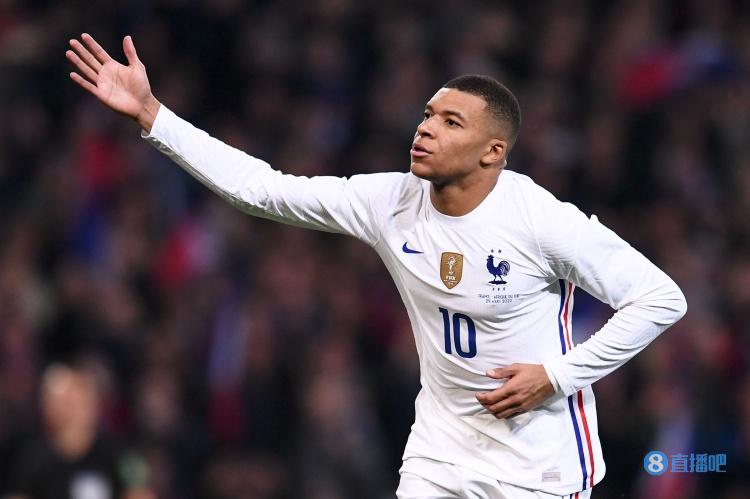 谢尔基战桑德兰数据：助攻梅开二度，9次过人5次成功（谢尔基对阵桑德兰：送出2次助攻，9次过人5次成功）